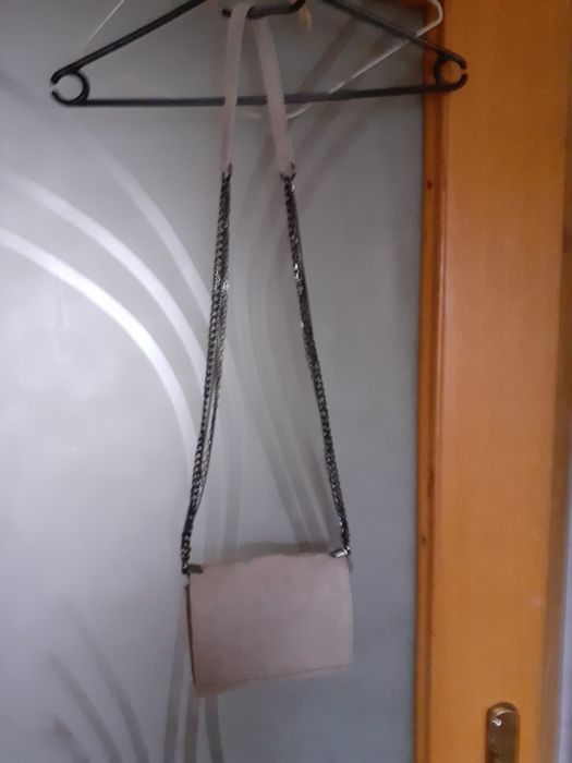 Geanta din piele întoarsă,Italia,gri perlat,în stare perfecta,,