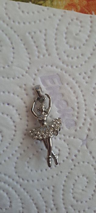 Висулка отмедицинско сребро и циркончета, гердан от мъниста на 6 ката