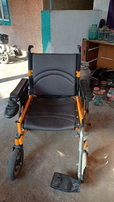 Инвалидная коляска электрическая