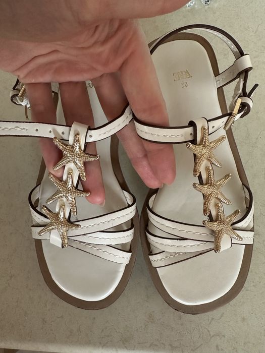Нови детски сандали Zara