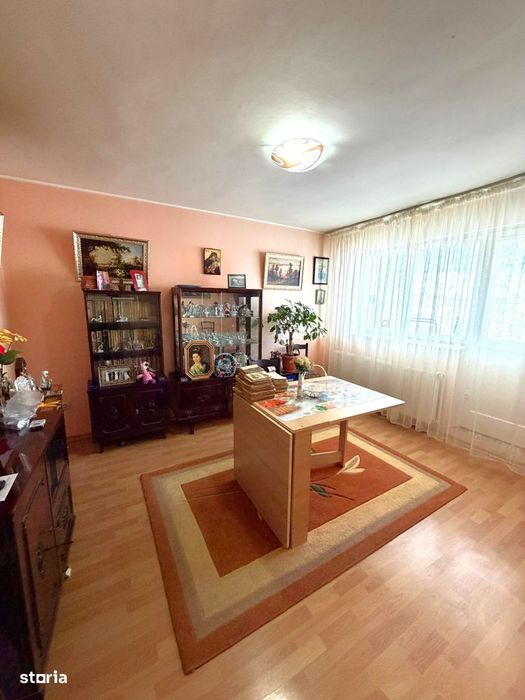 70.000 euro, 2 camere decomandate, 50mp, etaj 1, Micro19