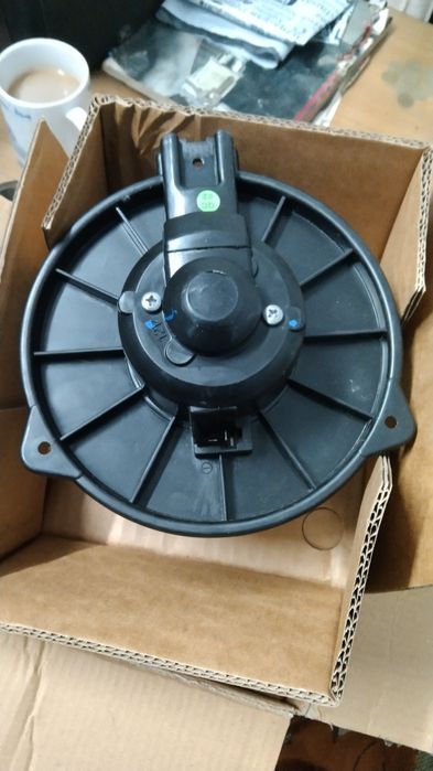 Продам вентилятор отопителя.