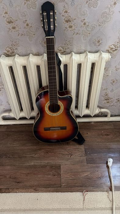 гитара 4 штук разные