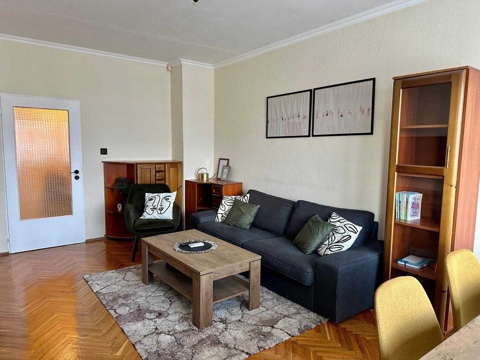 Дава се под наем Тристаен апартамент в Пловдив, Кючук Париж - 120 кв.м за 510 € - Снимка #10