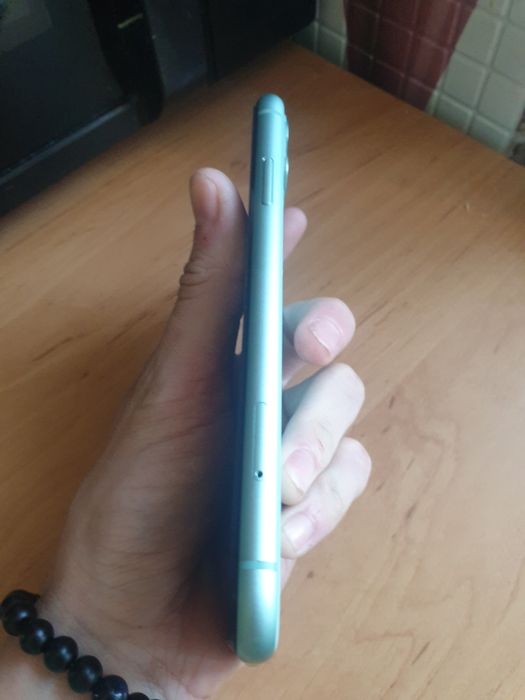 Продам iphone 11