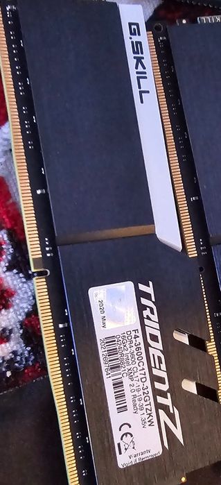 Memorie ram G Skill Trident Z 1x16 gb ddr4 la 3600 mhz  la 360 ron