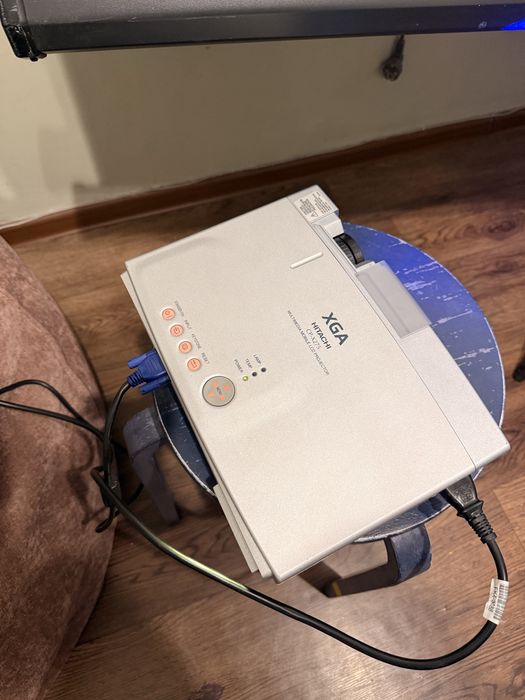 Проектор Hitachi