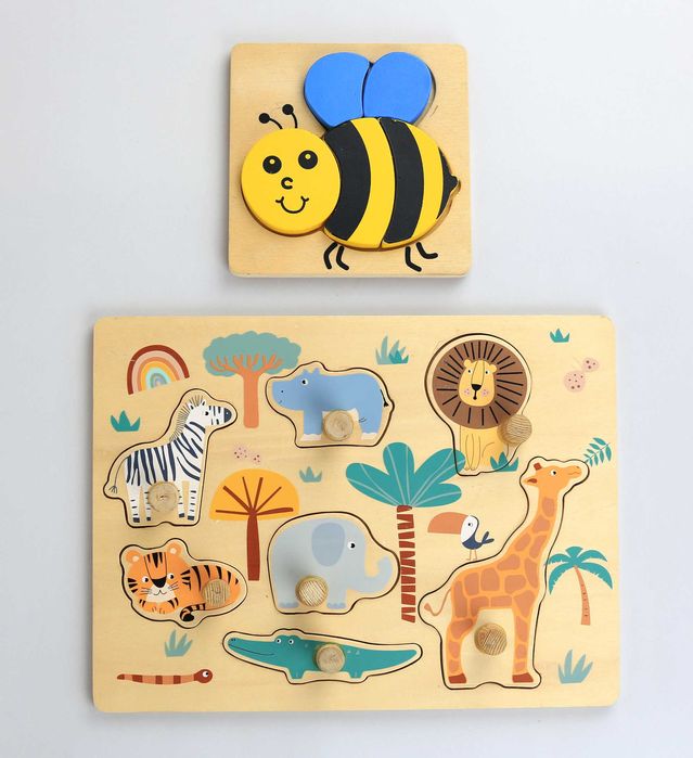 Лот от дървен пъзел пчела и дървен сортер с любимите животни.
