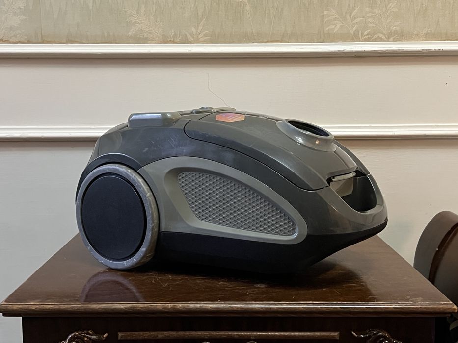 Пылесос Artel VCB0120GRY