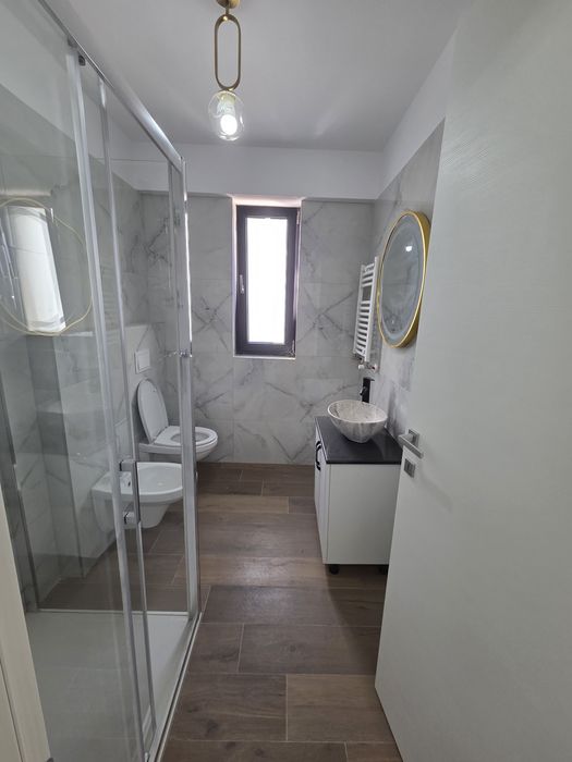 Inchiriez apt 2 camere