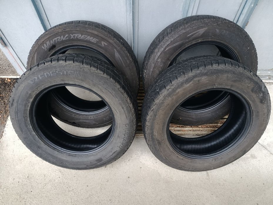 215/65R16 зимни гуми VREDESTEIN