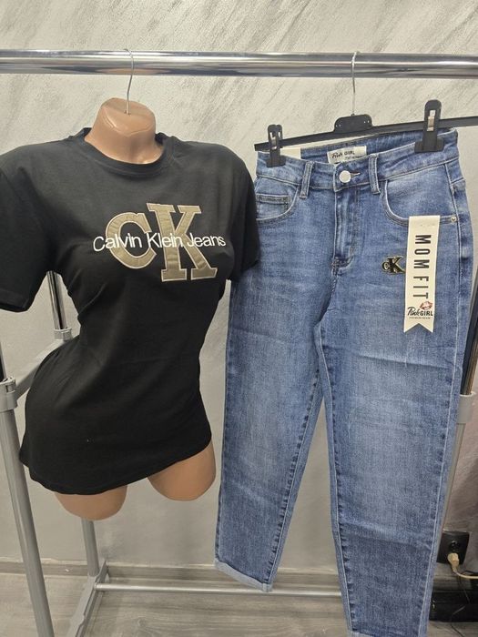 Blugi + tricou din bumbac și licra! Toate mărimile disponibile, transport doar prin curier 25lei oriunde in țară cu plata ramburs!