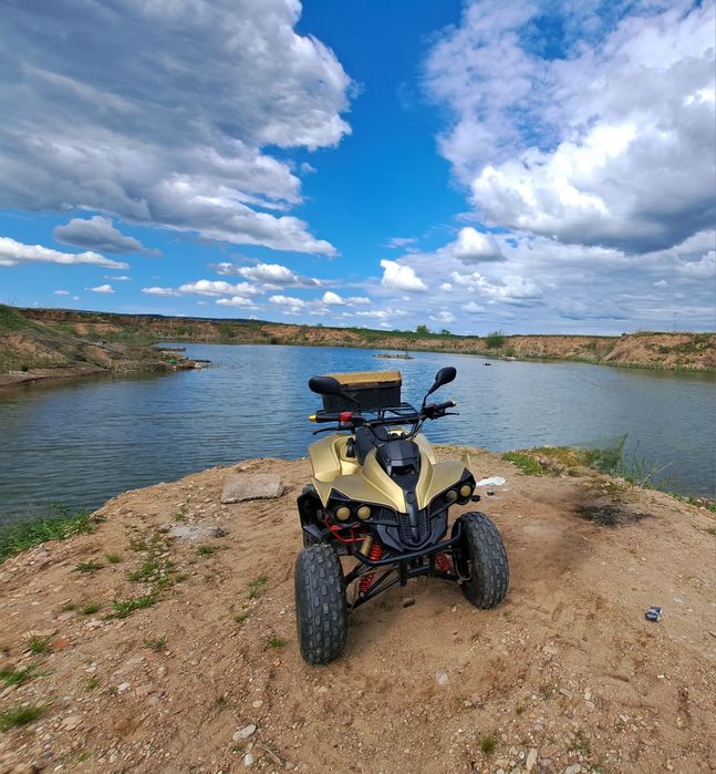 Vand atv 125cm³ refăcut de la 0