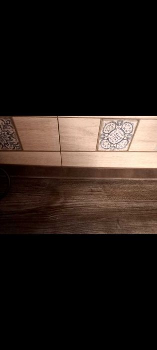 Плинтус для столешницы, шкафа мебели