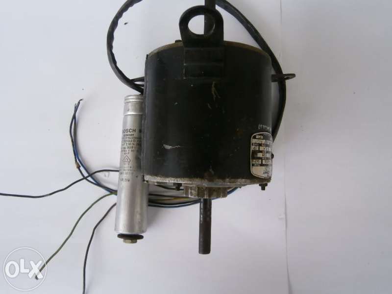 Италиански двигател за машина