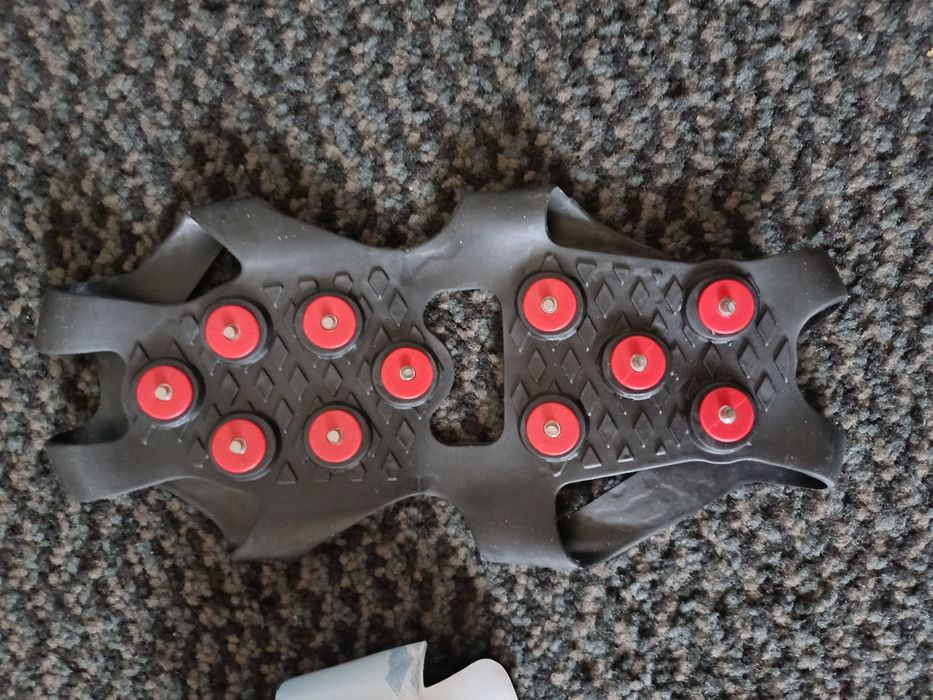 Shoe spikes atașament  pt bocanci