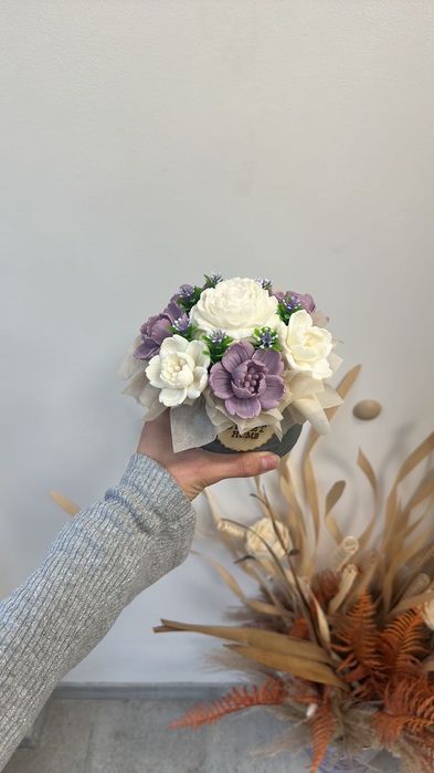 Прекрасни букети от ароматни свещи