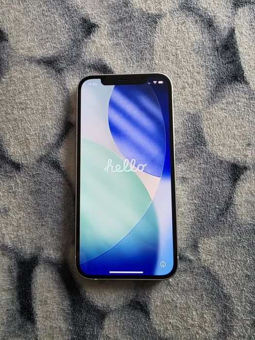 iPhone 12 pentru piese – Ecran original intact, defect Baseband (fără IMEI)
