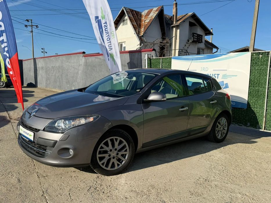 Renault Megane 2.0 Benzina 140 CP Automata Xenon Memorie & Incalzire Canapele