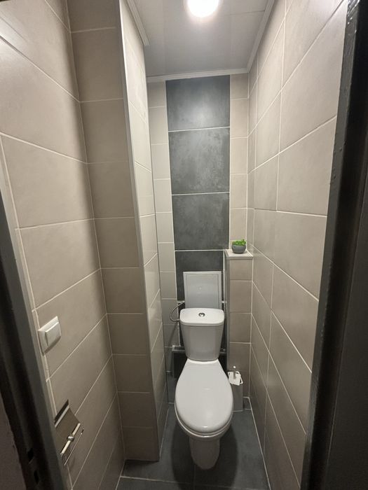 Продава се Тристаен апартамент в Казанлък - 86 кв.м за 742 €/кв.м - Снимка #2