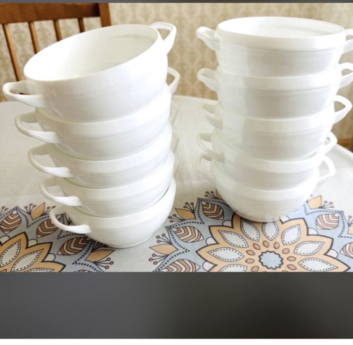 Для кухни , посуды разные