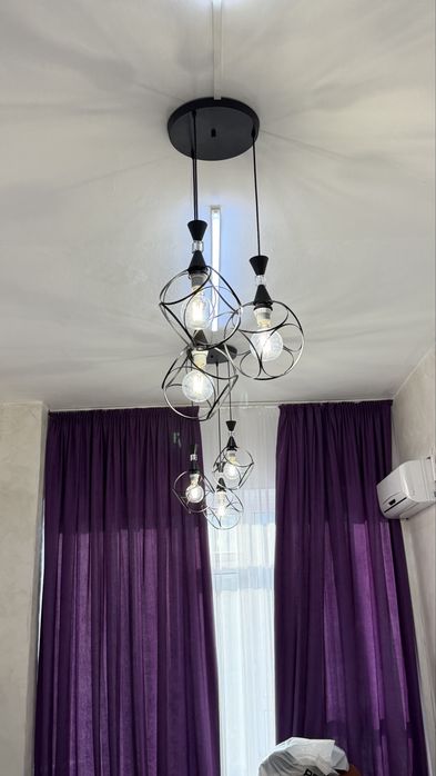 Продам люстры 2 шт