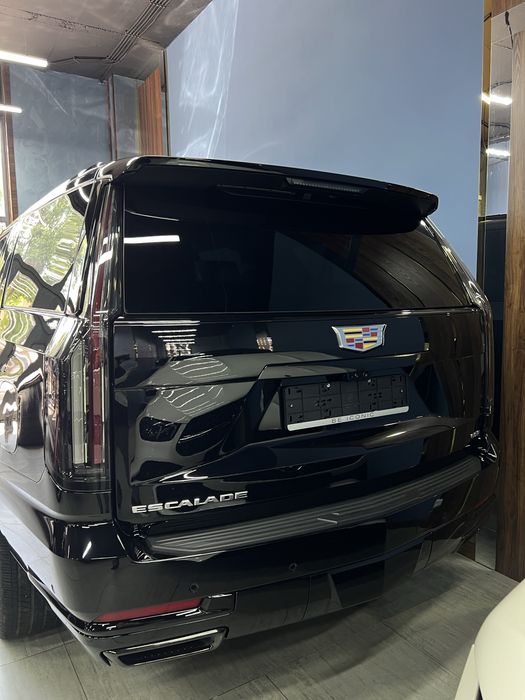Cadillac Escalade Sport 600 New 2025