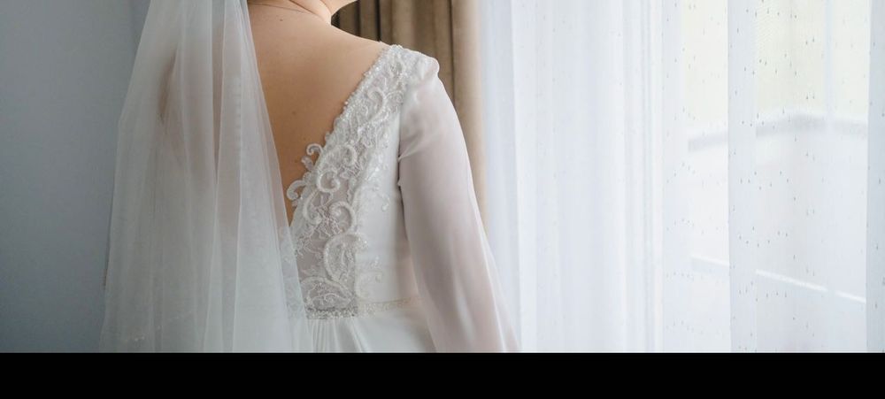 Rochie de mireasa si voal inclus