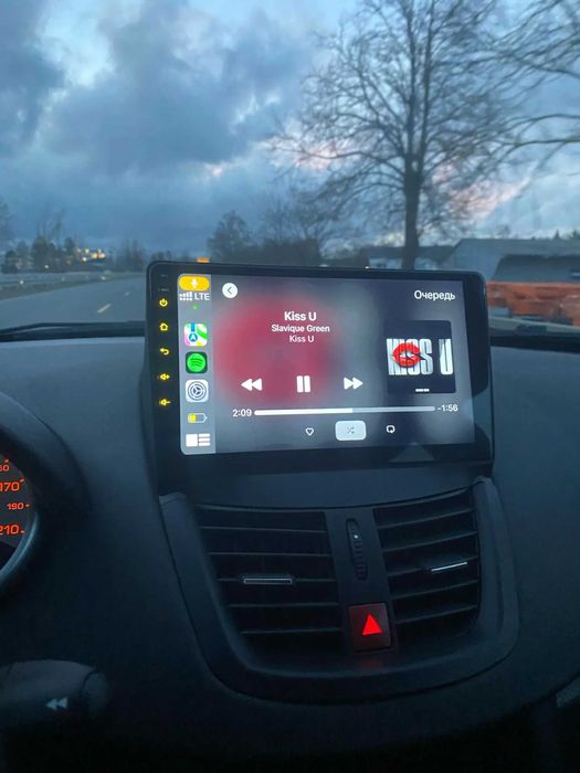 Navigatie Android Peugeot 207 - CarPlay AndroidAuto QLed Slot SIM
