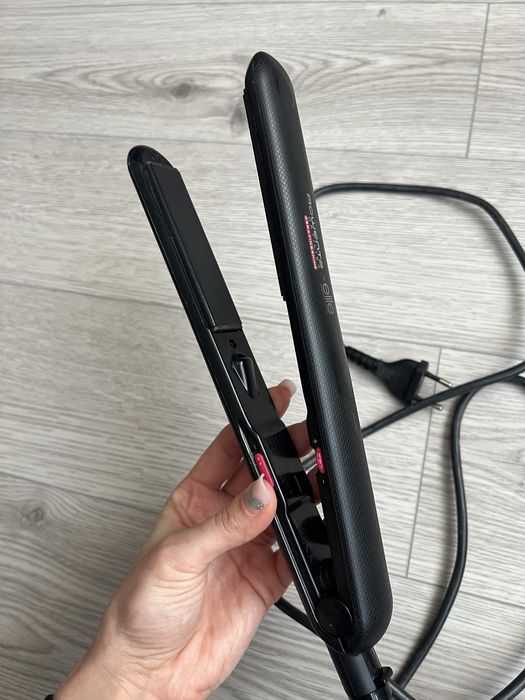 Placa de indreptat parul