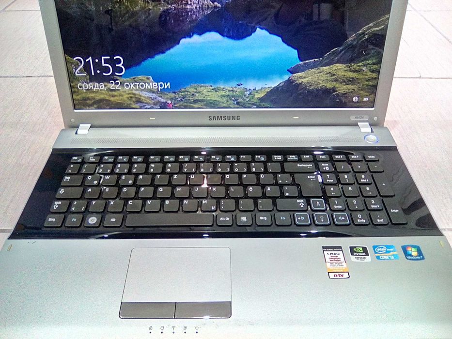 Лаптоп SAMSUNG RV720 - 2 ядра , 4 логически процесора