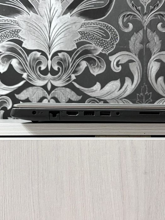 Ноутбук Lenovo IdeaPad 330-15AST

Про