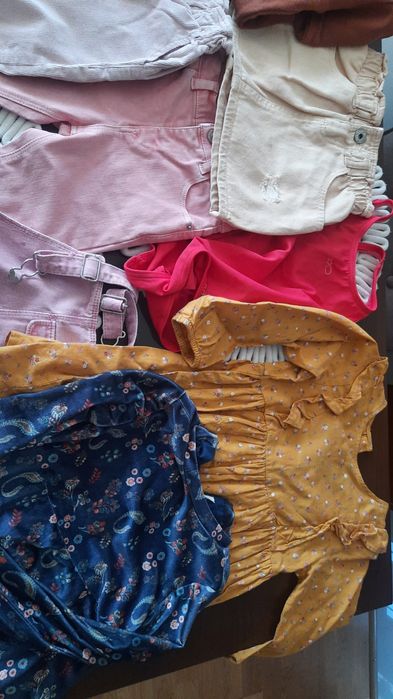 Stoc haine fetiță 2-3 ani