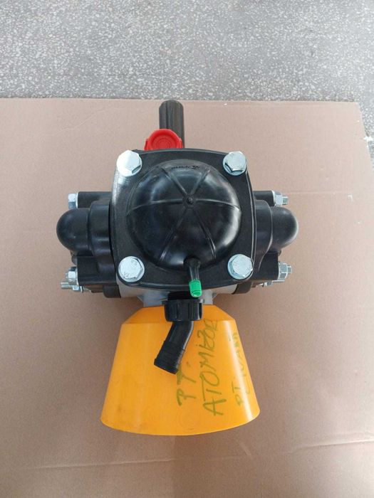 Pompa erbicidator pentru atomizor livada