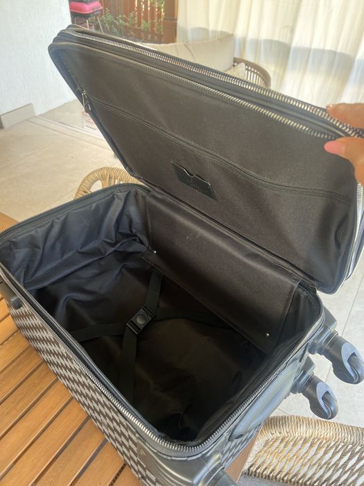 Vand Troller Louis Vuitton, nou, negru