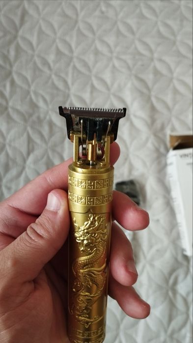 Машинка за коса и брада