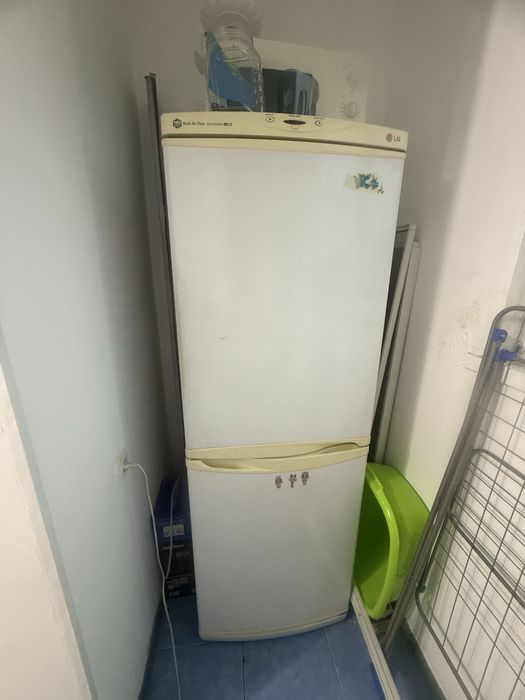 Холодильник сатылады LG