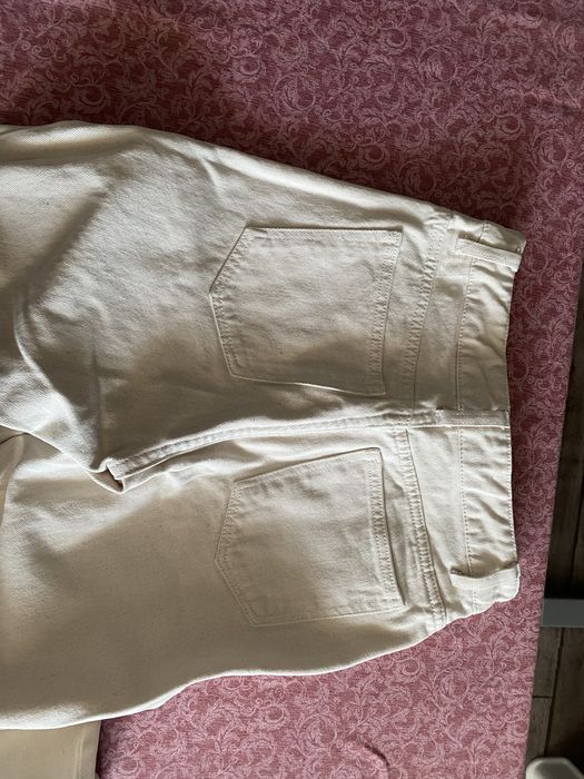 Дънки млечен цвят H and M