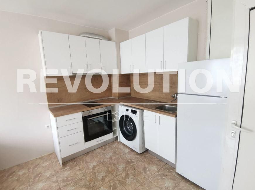 Дава се под наем Двустаен апартамент в Варна, Колхозен пазар - 42 кв.м за 400 € - Снимка #2