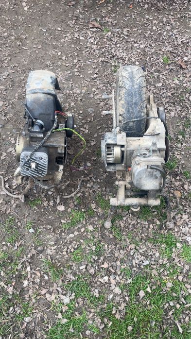 Vand doua motoare si un scuter