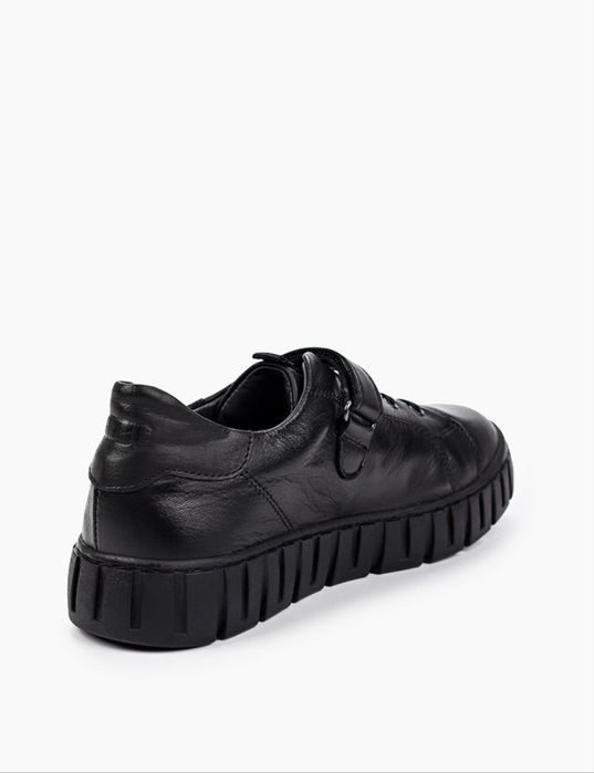 Обувь для школы и города