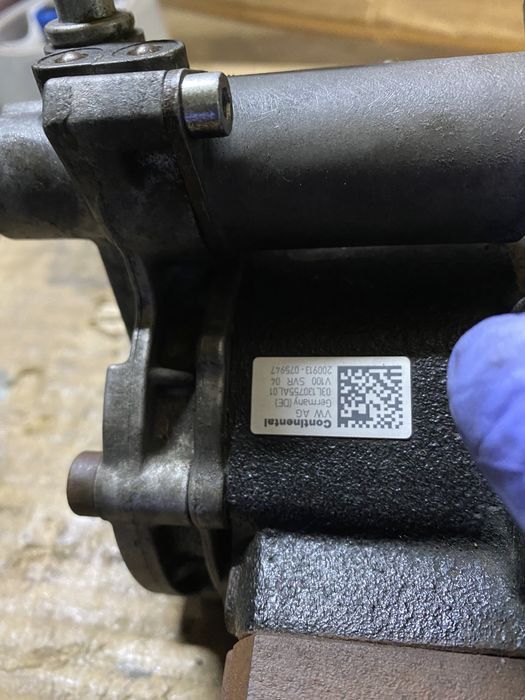 Горивна помпа за високо налягане VW Audi Skoda 1.6 TDI 03l130755al гнп
