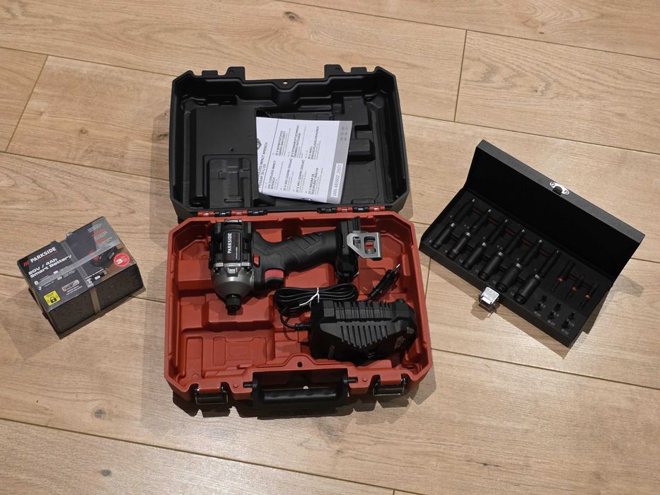 Filetanta cu impact Parkside Performance + acumulator si trusa chei