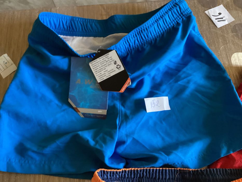 НОВИ Бермуди 158,152,146 ,140 ,134 ,бански.