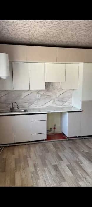 3 бөлмелі үй сатылады.