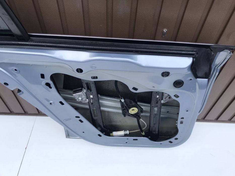Usa st spate vw Passat CC cod de culoare LC7Z 2008-2012
