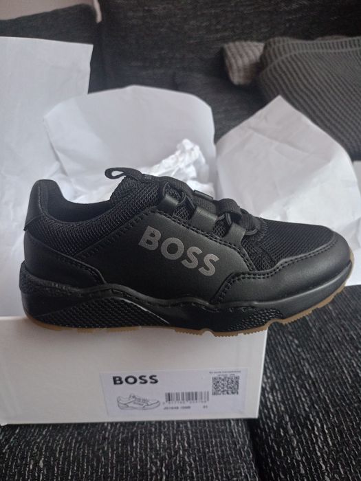 Детски обувки  и сандали Boss