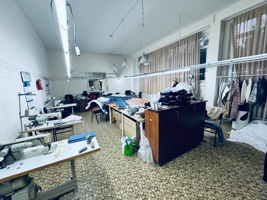 Продается нежилое помещение 776 кв/м. Мирзо Улугбекский район.