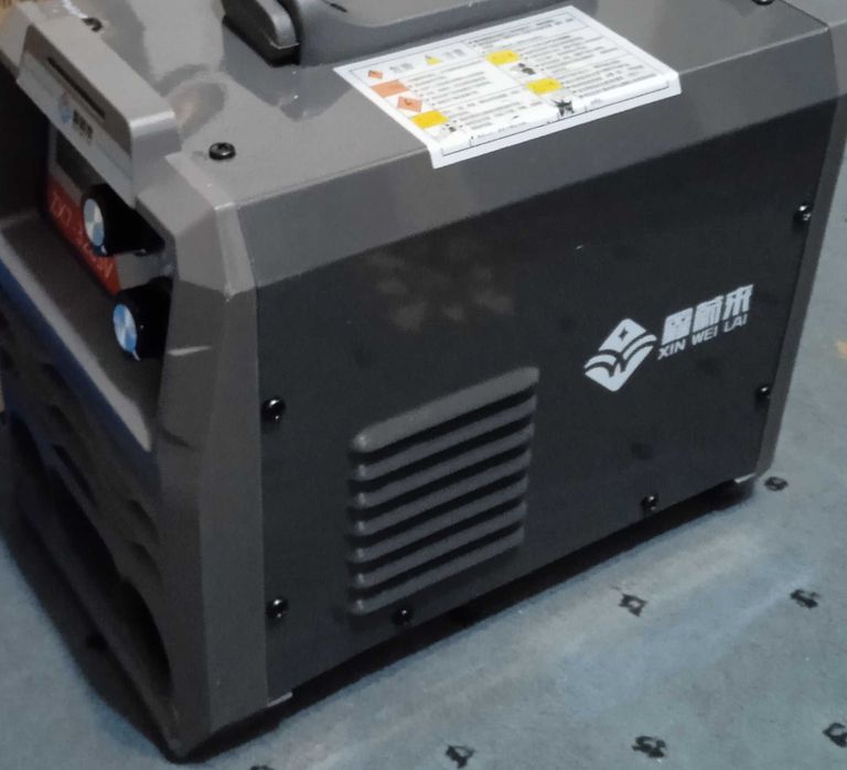 Продам срочно Сварочный аппарат профессиональный