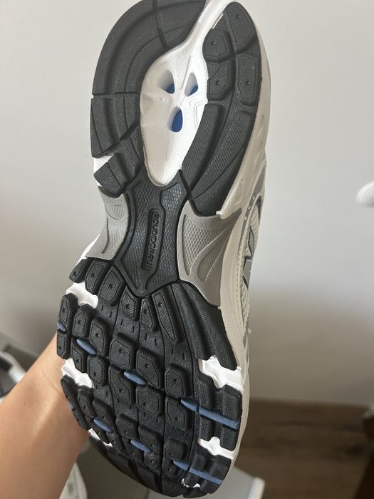New Balance 530 модел 25.5 см стелка